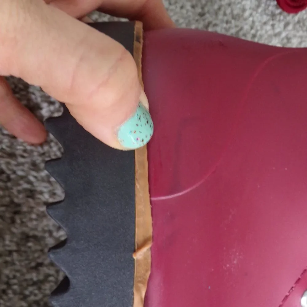 Bernardo Red boho Rain Winter boots 6